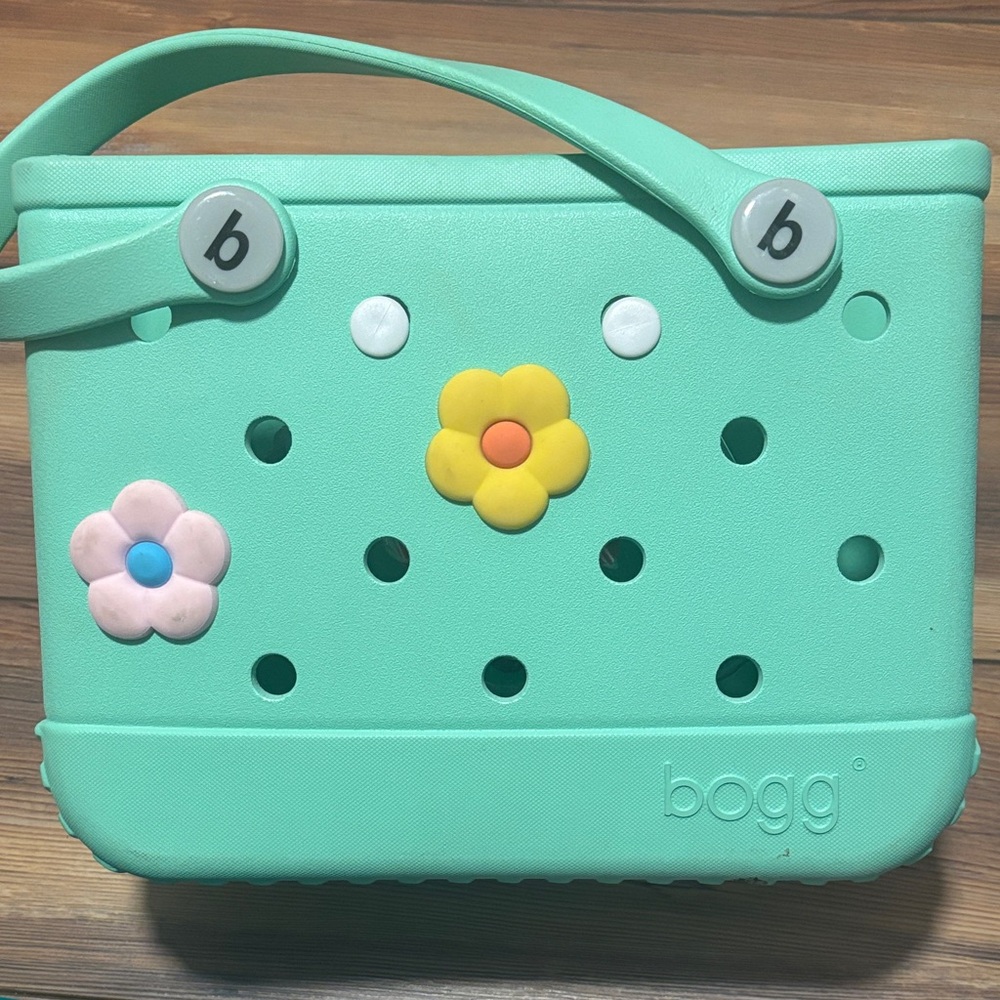 Women's Mint Green Tote Bag